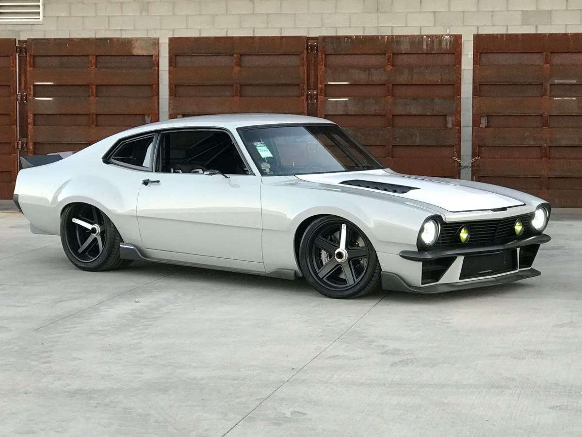 1971 ford maverick 4 door