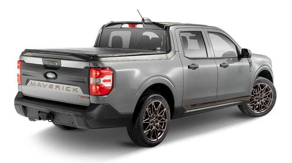 Ford Maverick 300T Right Rear